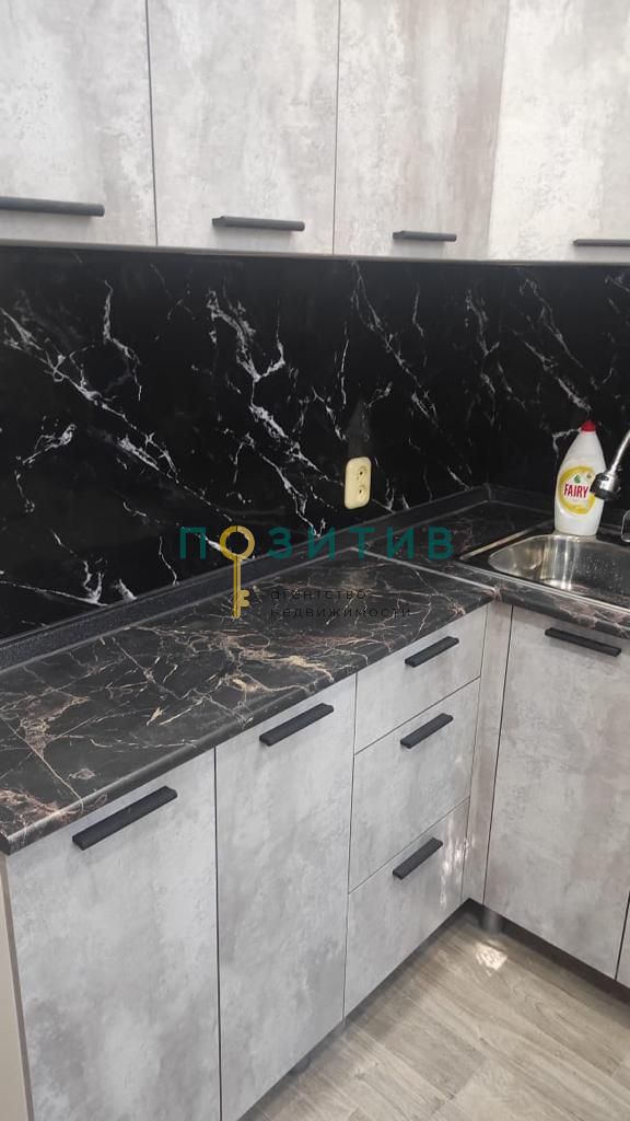 Продажа 1-комнатной квартиры, Минеральные Воды, Калинина ул,  92а