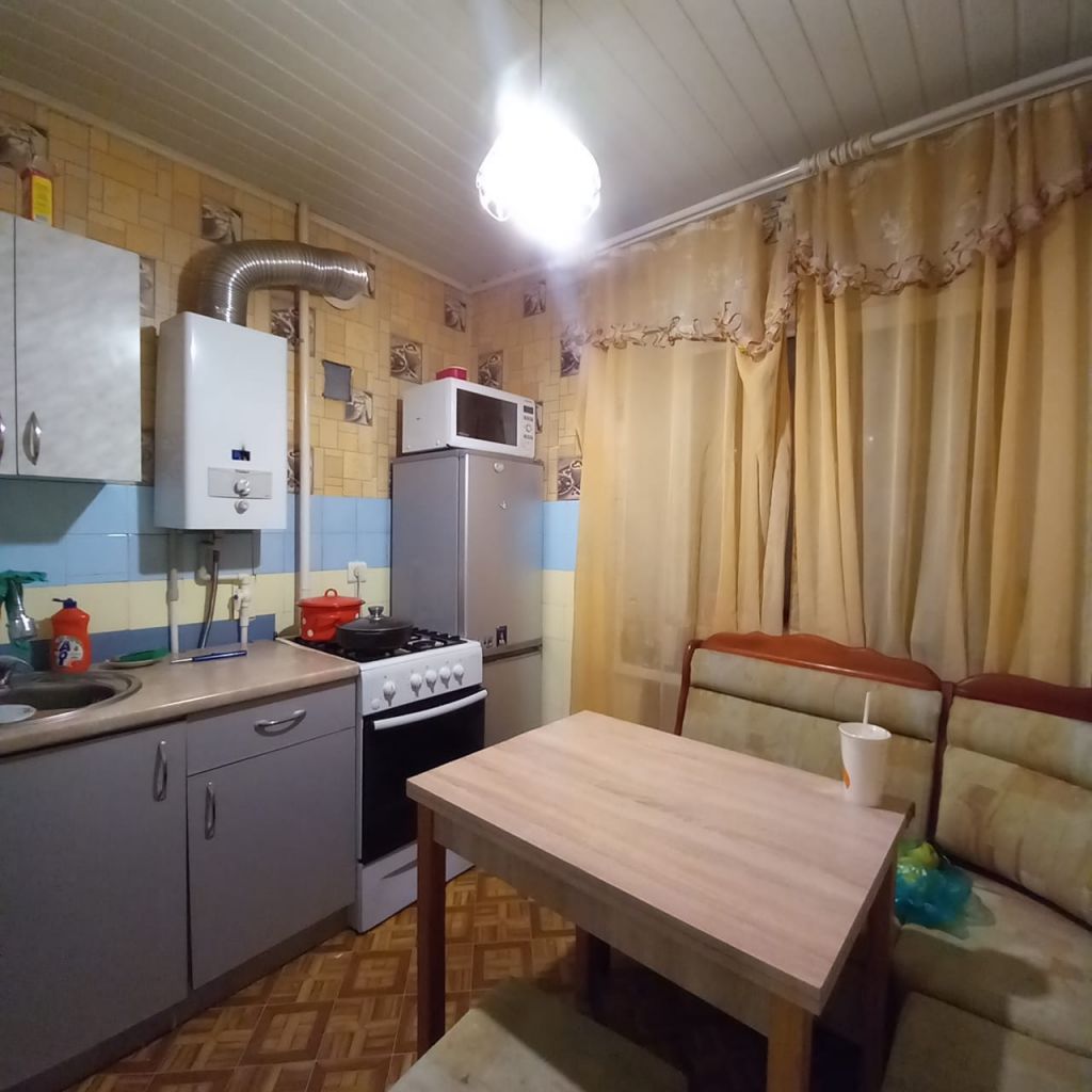 Продажа 2-комнатной квартиры, Ессентуки, Долина Роз ул,  6