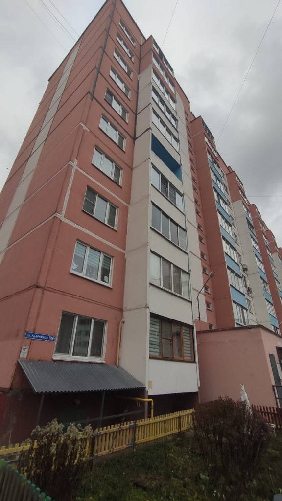 Продажа 1-комнатной квартиры, Смоленск, Ударников ул,  36А