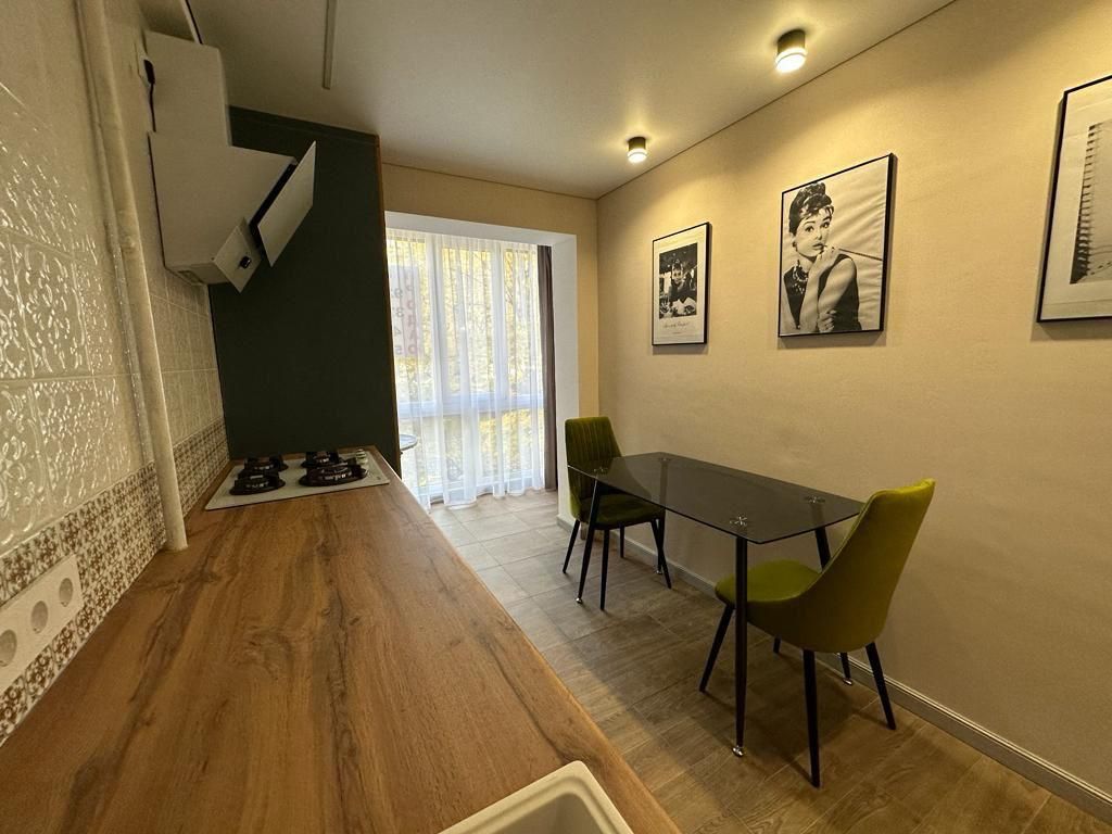 Продажа 2-комнатной квартиры, Пятигорск, Аллея Строителей ул,  2к2