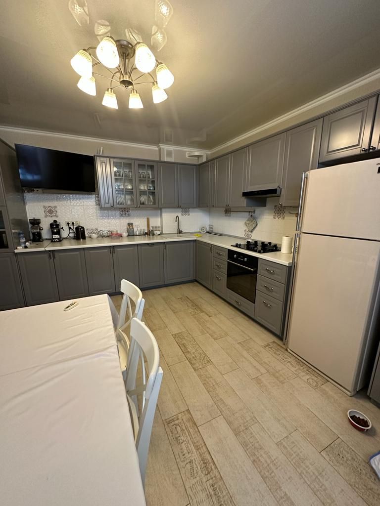 Продажа 3-комнатной квартиры, Пятигорск, Оранжерейная ул,  21к4