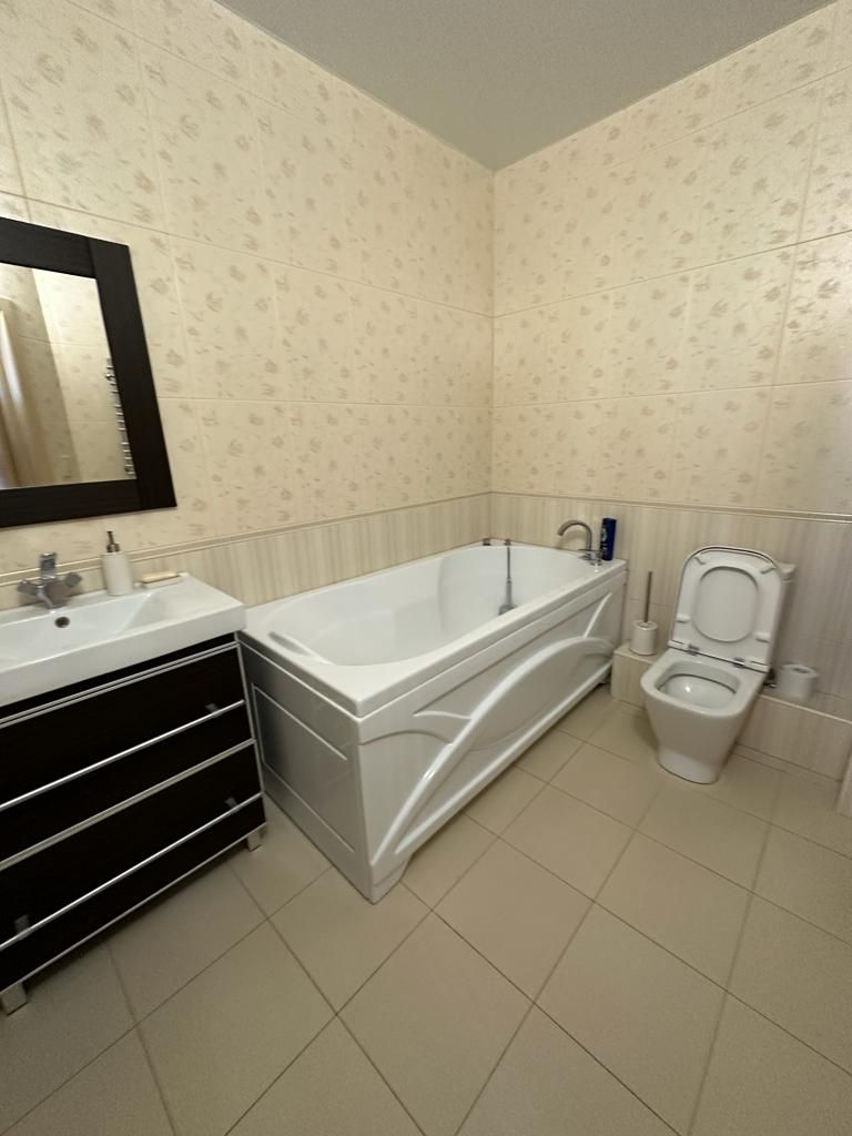 Продажа 3-комнатной квартиры, Пятигорск, Оранжерейная ул,  21к4