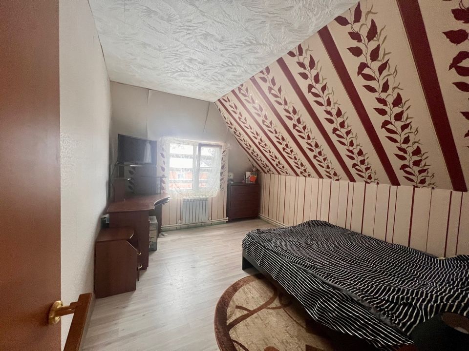 Продажа дома, 141м <sup>2</sup>, 7 сот., Ям, Центральная