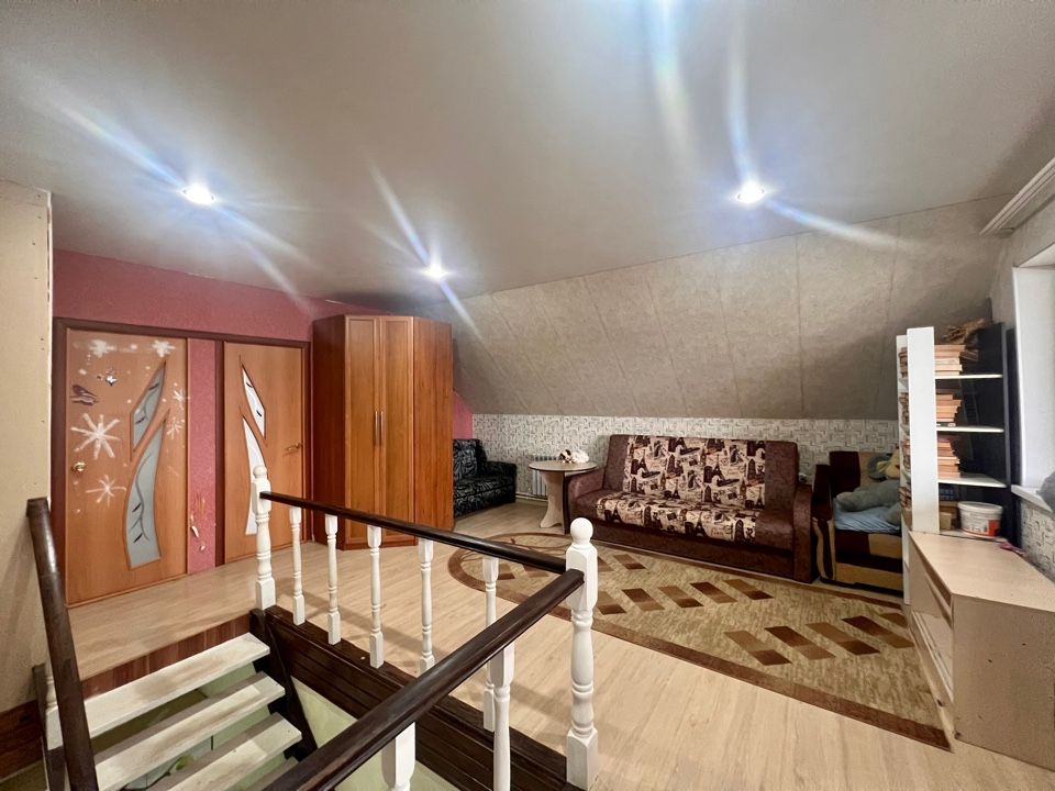 Продажа дома, 141м <sup>2</sup>, 7 сот., Ям, Центральная