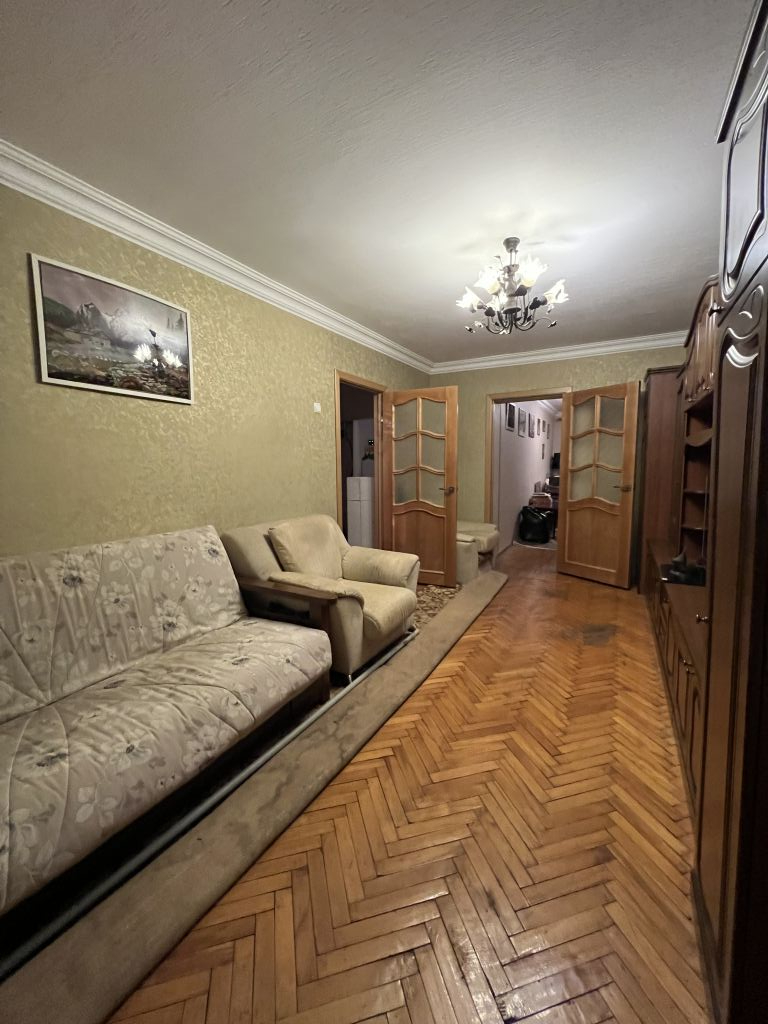 Продажа 2-комнатной квартиры, Ессентуки, Октябрьская ул,  459