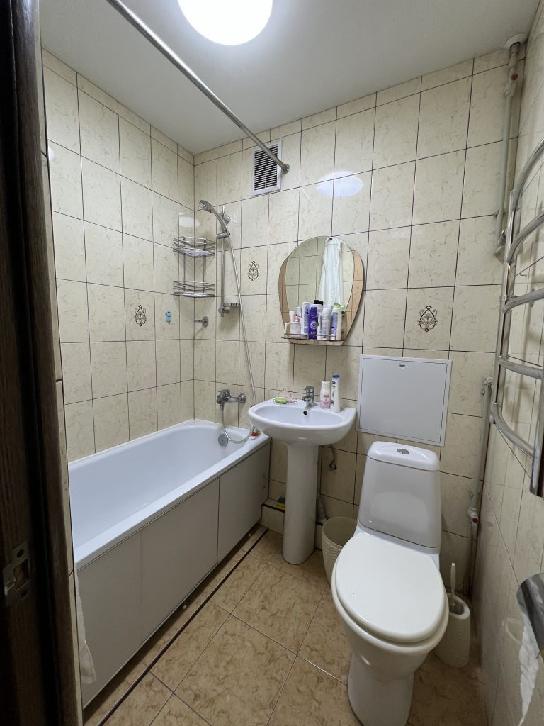 Продажа 2-комнатной квартиры, Ессентуки, Октябрьская ул,  459