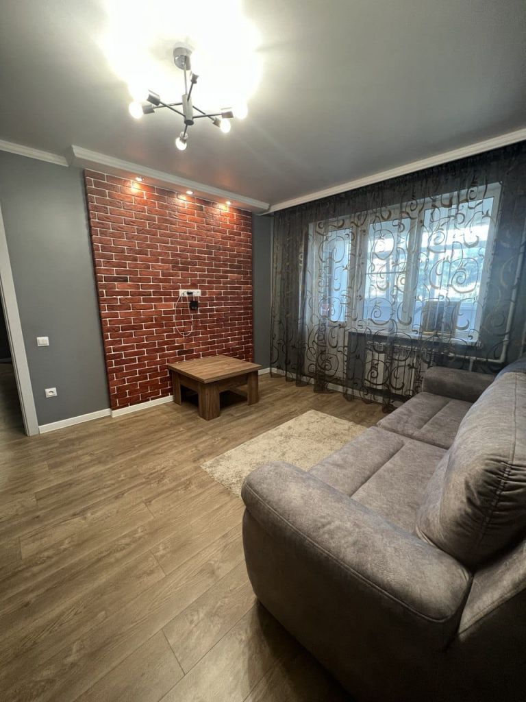 Продажа 2-комнатной квартиры, Ставропольский, Московская,  41а