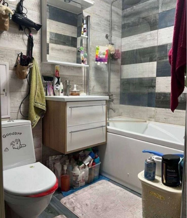 Продажа 3-комнатной квартиры, Пятигорск, Февральская ул,  194