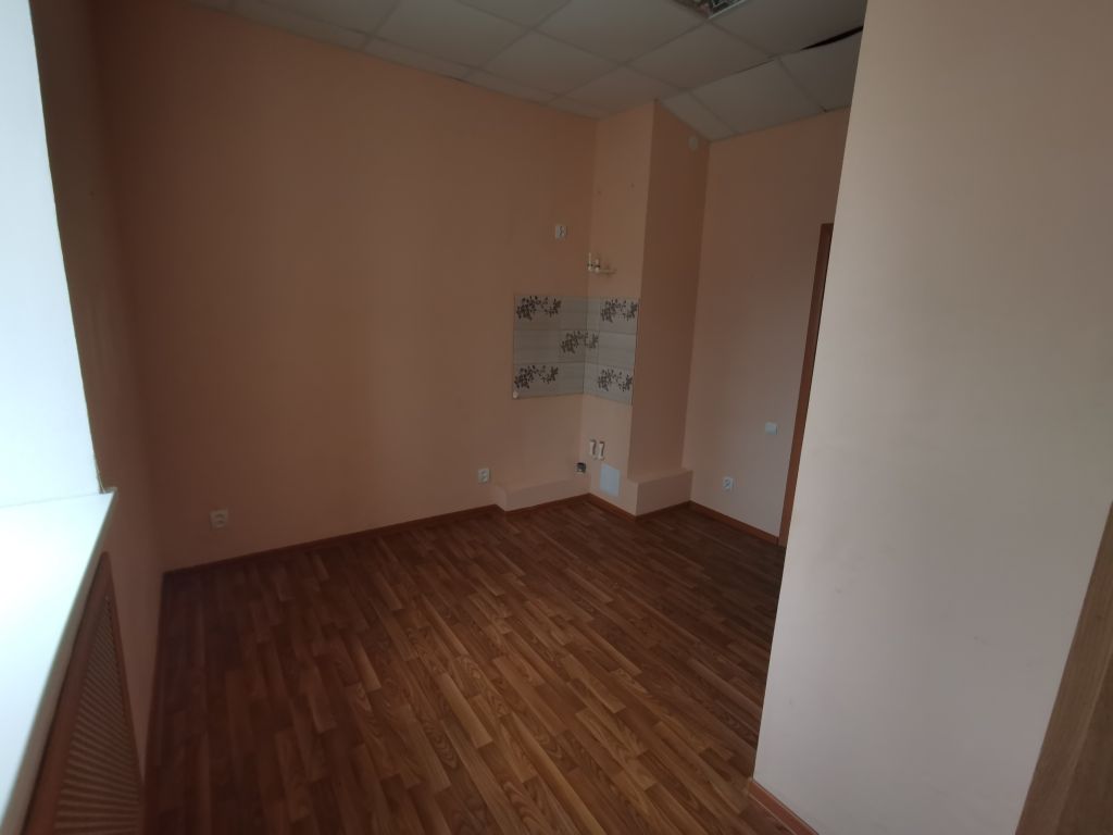 Продажа коммерческой недвижимости, 275м <sup>2</sup>, Кострома, Симановского ул,  21