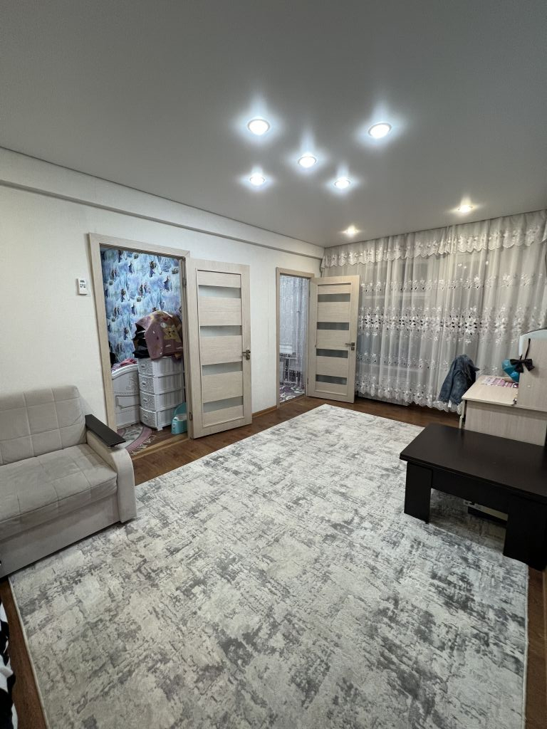 Продажа 3-комнатной квартиры, Ессентуки, Долина Роз ул,  4