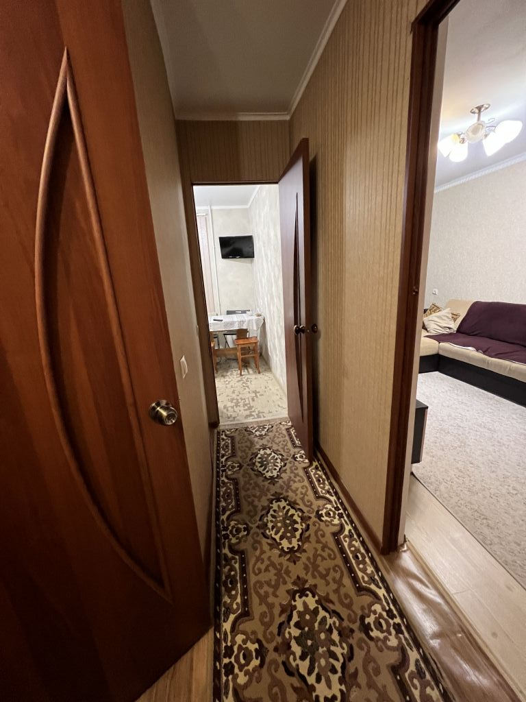 Продажа 3-комнатной квартиры, Ессентуки, Долина Роз ул,  2