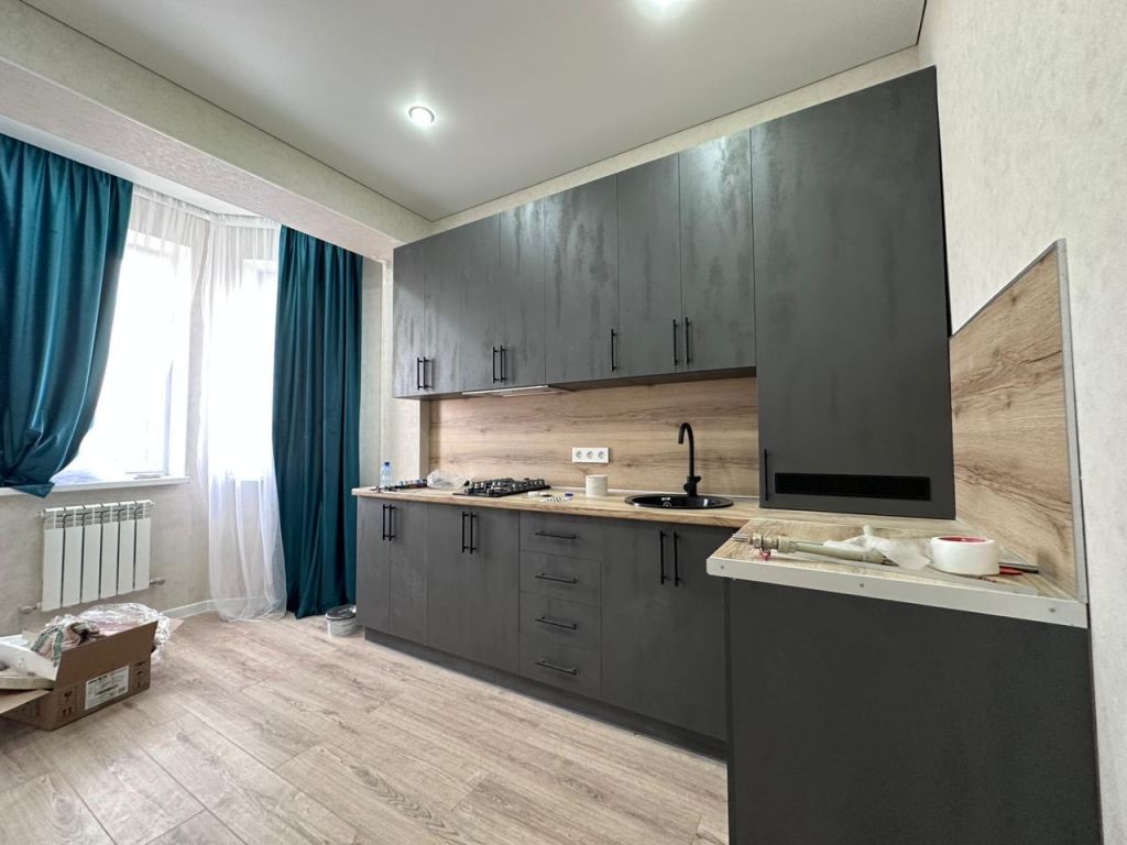 Продажа 1-комнатной квартиры, Пятигорск, Адмиральского ул,  1а