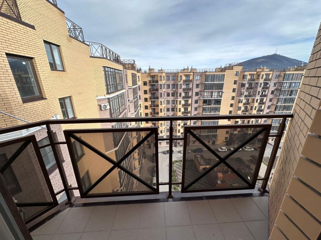 Продажа 1-комнатной квартиры, Пятигорск, Адмиральского ул,  1а