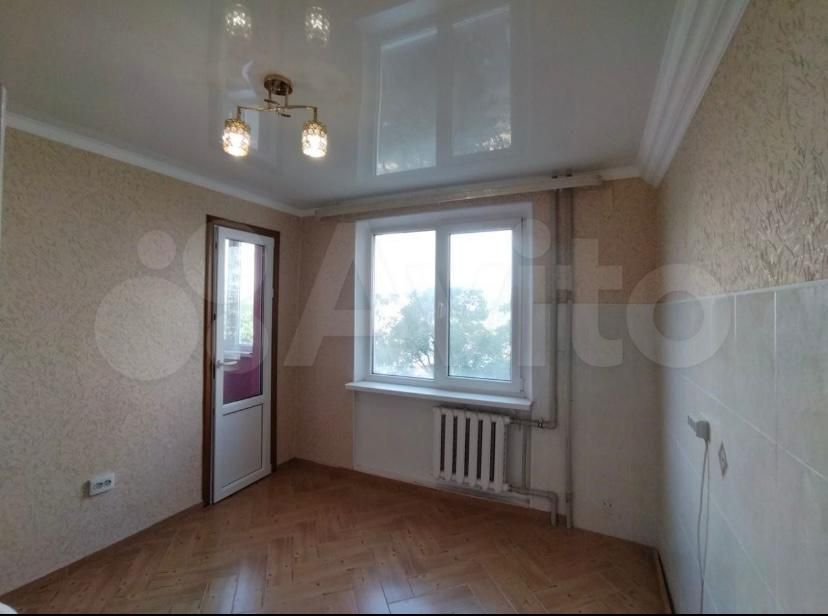 Продажа 2-комнатной квартиры, Ессентуки, Кисловодская ул,  30ак5