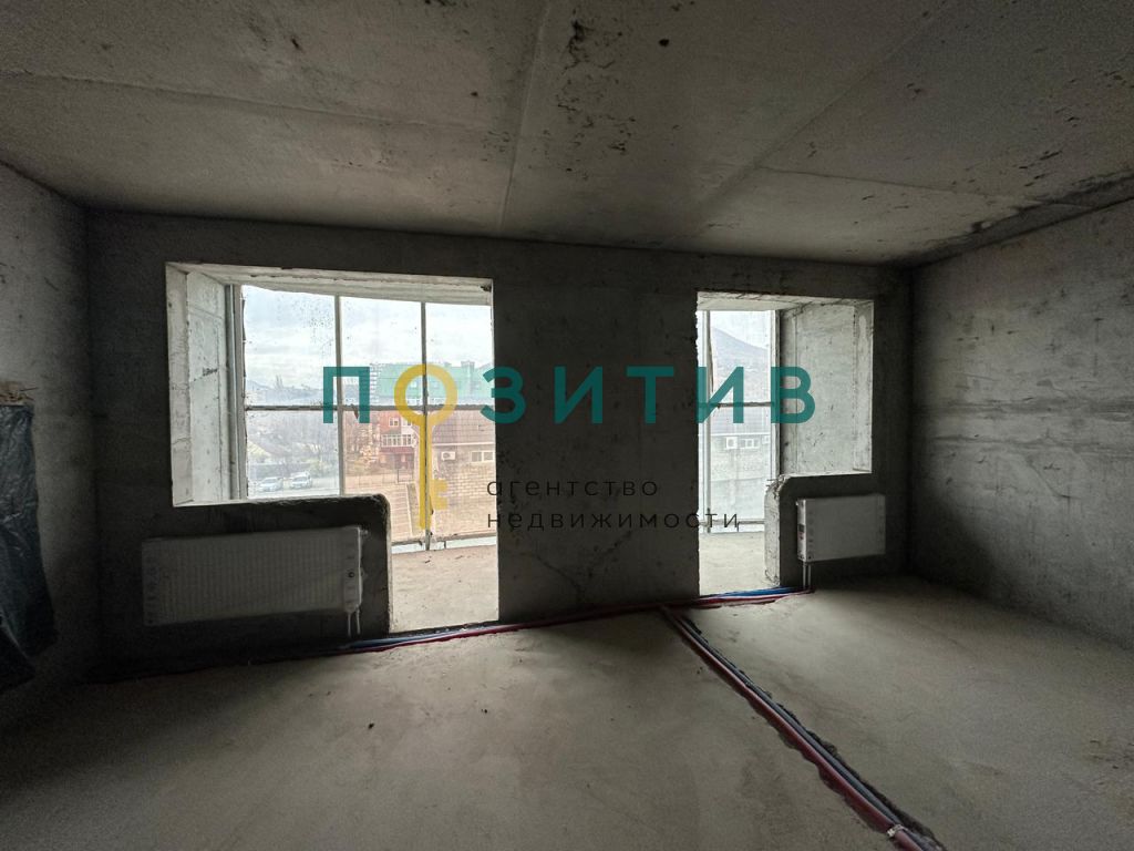 Продажа 3-комнатной квартиры, Пятигорск, Бунимовича ул,  1 а