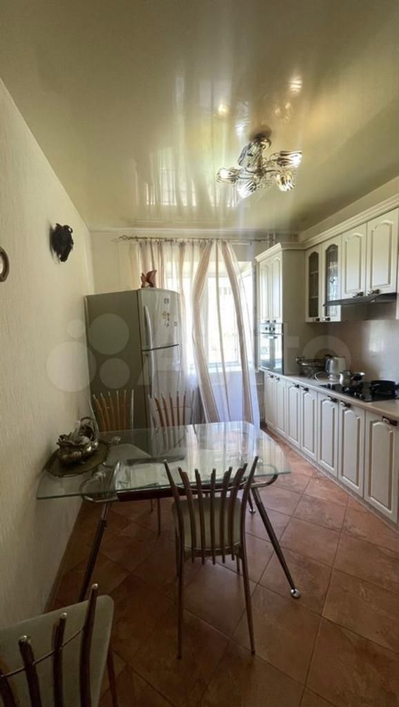 Продажа 2-комнатной квартиры, Ессентуки, Головченко ул,  4