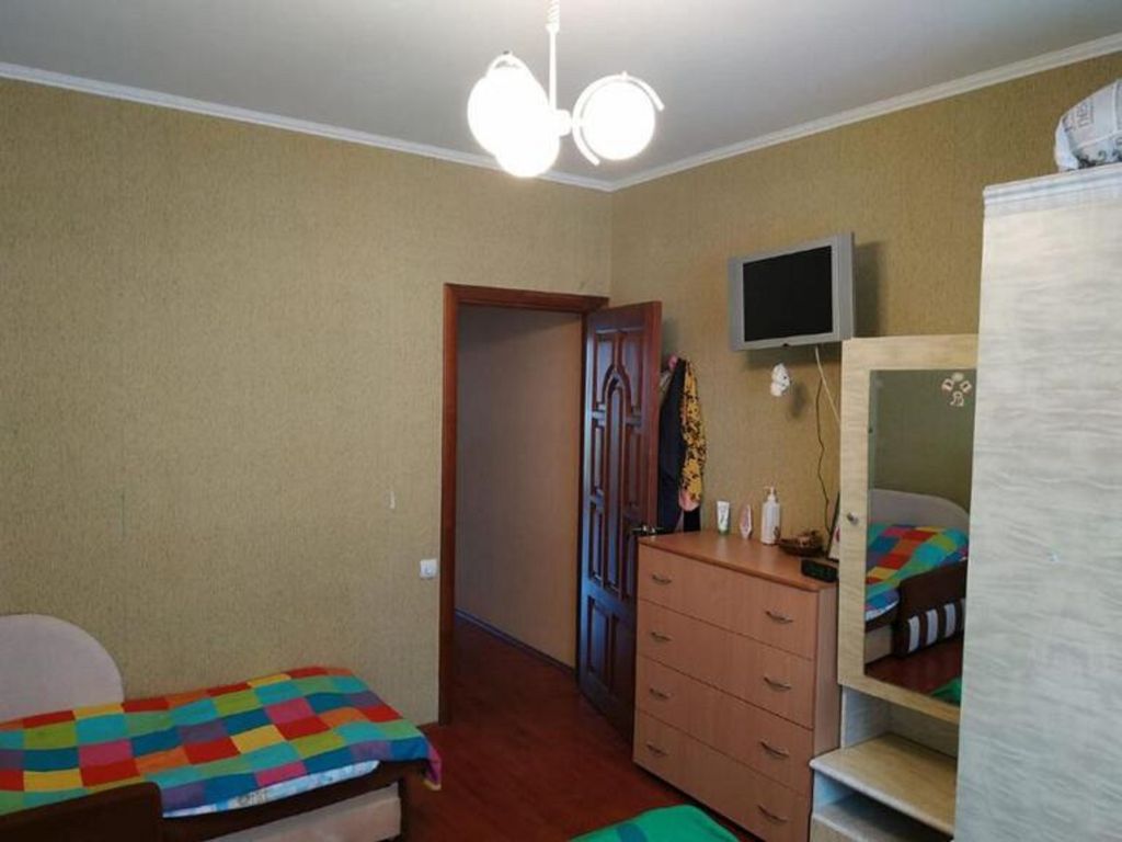 Продажа 2-комнатной квартиры, Губкин, Дзержинского ул,  115б