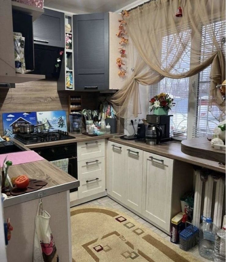 Продажа 3-комнатной квартиры, Пятигорск, Февральская ул,  194