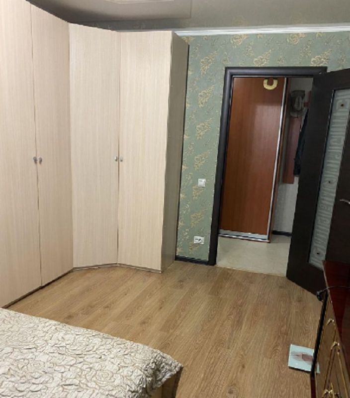 Продажа 2-комнатной квартиры, Энгельс, Ленинградская ул,  35