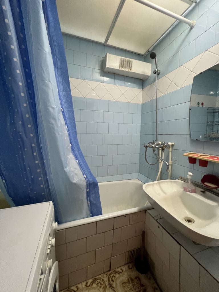 Продажа 3-комнатной квартиры, Ессентуки, Ермолова ул,  143