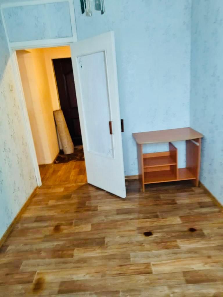 Продажа 3-комнатной квартиры, Парское, молодежная,  6