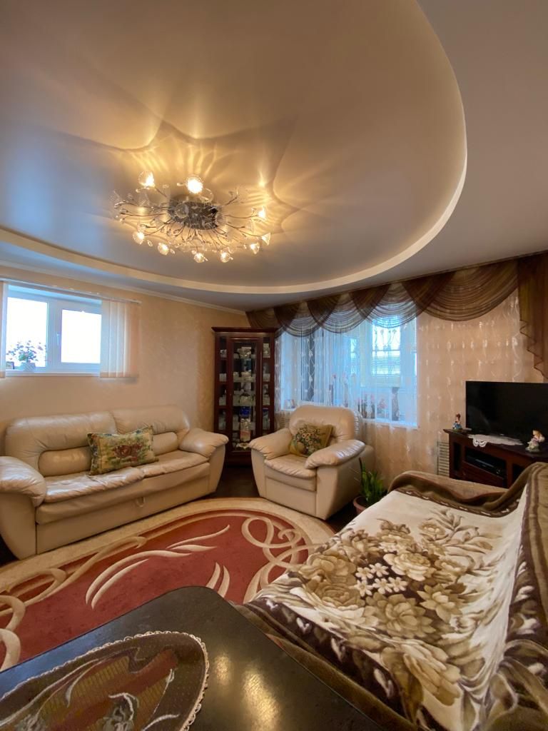 Продажа 2-комнатной квартиры, Ессентуки, Октябрьская ул,  422