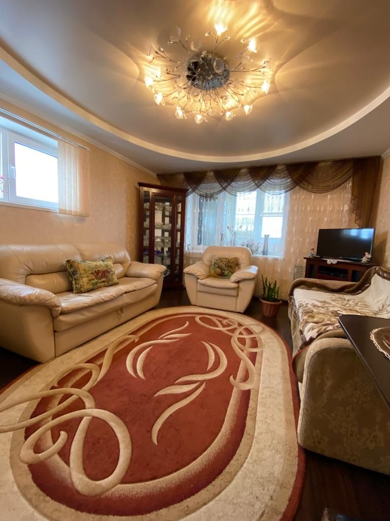 Продажа 2-комнатной квартиры, Ессентуки, Октябрьская ул,  422