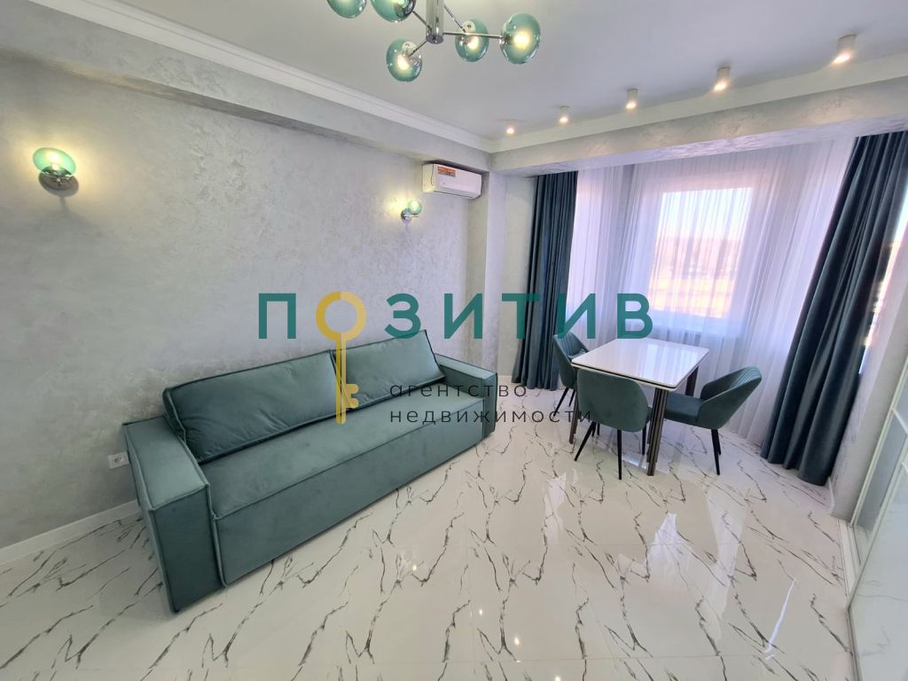 Продажа 2-комнатной квартиры, Пятигорск, Адмиральского ул,  1а