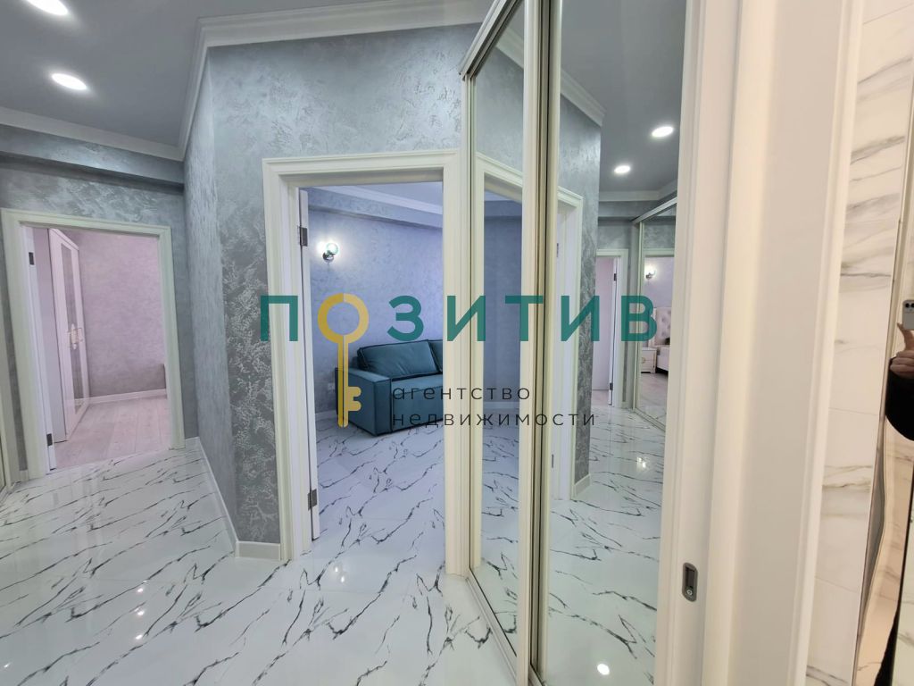 Продажа 2-комнатной квартиры, Пятигорск, Адмиральского ул,  1а