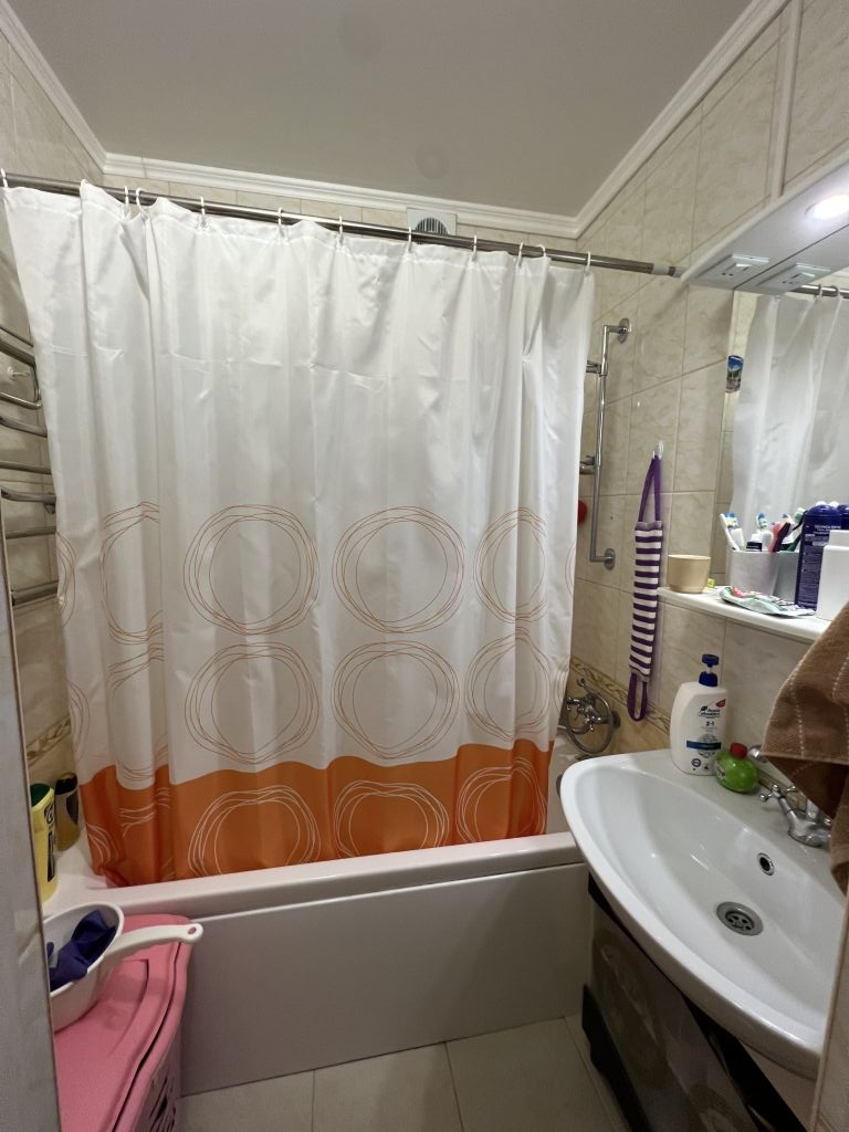 Продажа 3-комнатной квартиры, Ессентуки, Пушкина ул,  126 а 