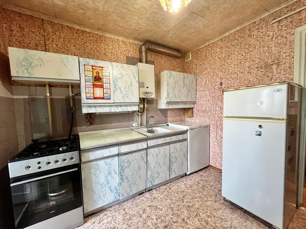 Продажа 2-комнатной квартиры, Арзамас, Солнечная ул,  10а