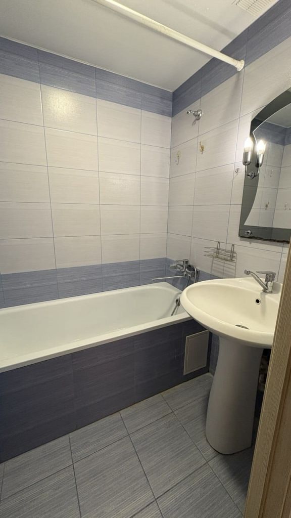 Аренда 4-комнатной квартиры, Старый Оскол, Конева мкр,  13