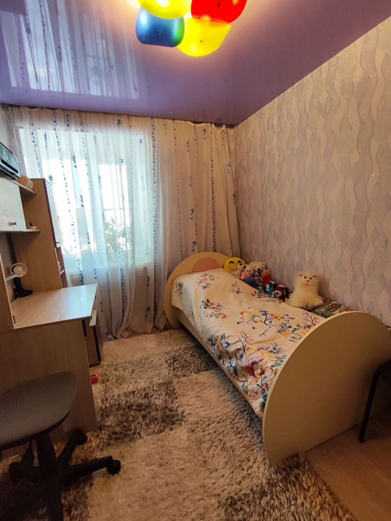 Продажа 4-комнатной квартиры, Павлово, Маяковского ул,  62а