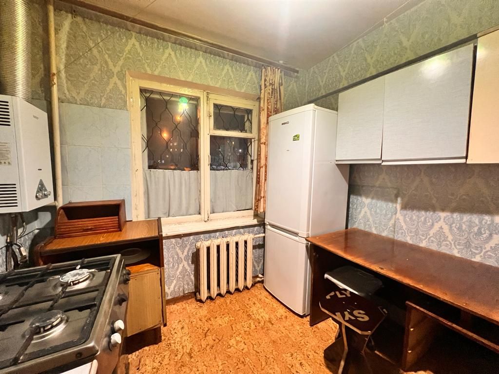 Продажа 2-комнатной квартиры, Новомосковск, Маяковского ул,  8а