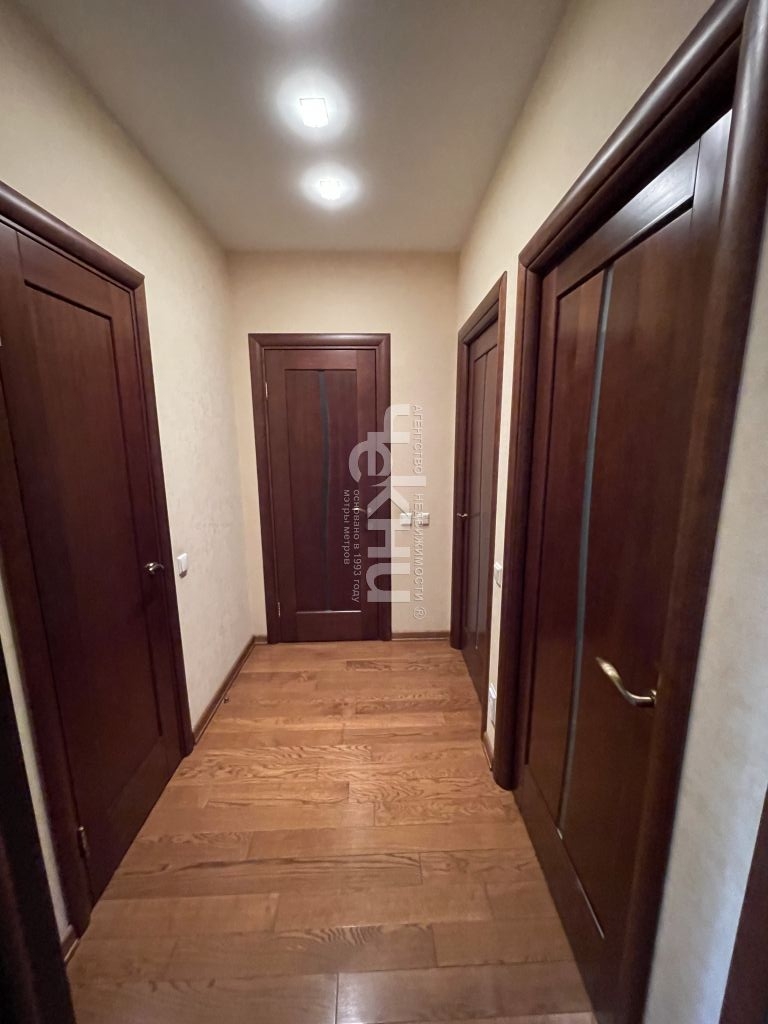 Продажа 4-комнатной квартиры, Нижний Новгород, Родионова ул,  199к2