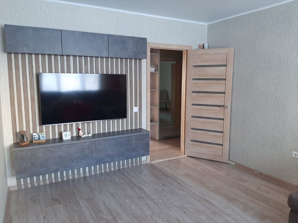Продажа 2-комнатной квартиры, Саратов, Романтиков ул,  46