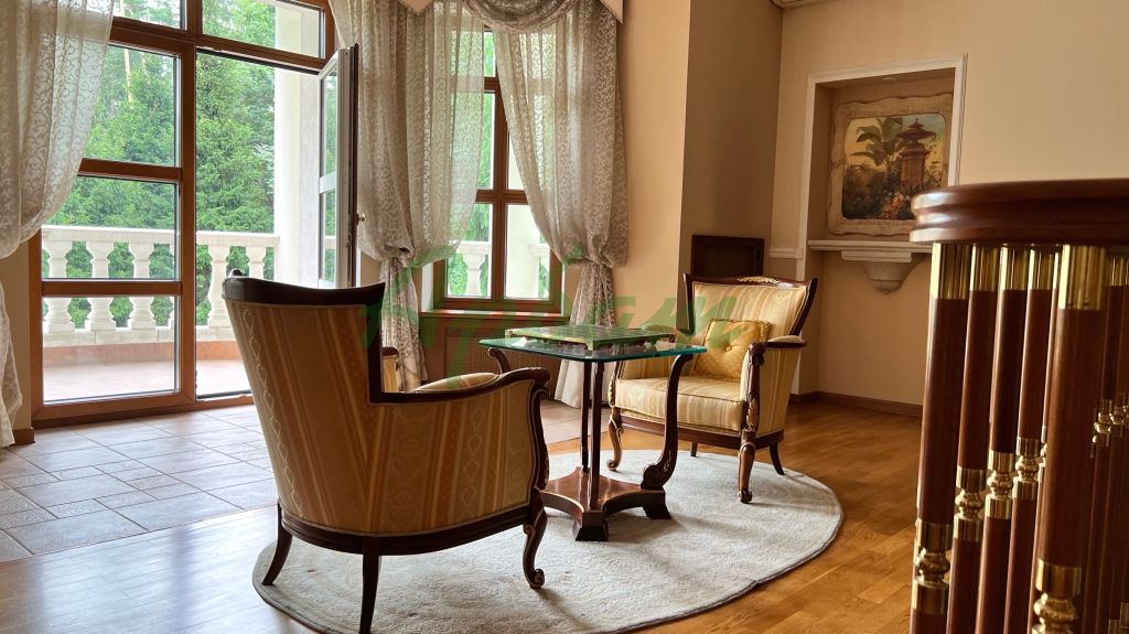 Продажа дома, 841м <sup>2</sup>, 30 сот., Бородки, Лебединое озеро,  4А