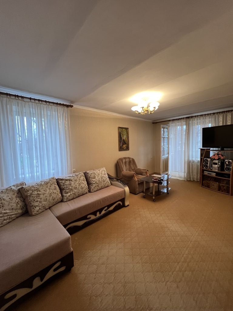 Продажа 2-комнатной квартиры, Ессентуки, Грибоедова ул,  27