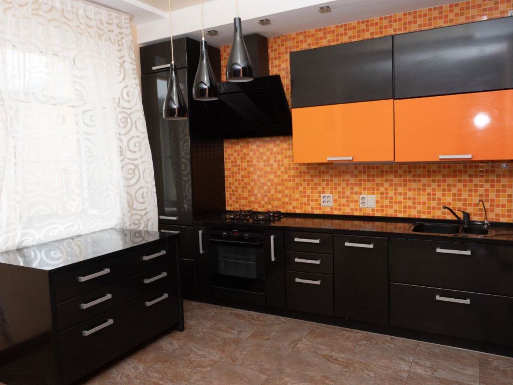 Продажа 4-комнатной квартиры, Кострома, Хвойная ул,  38