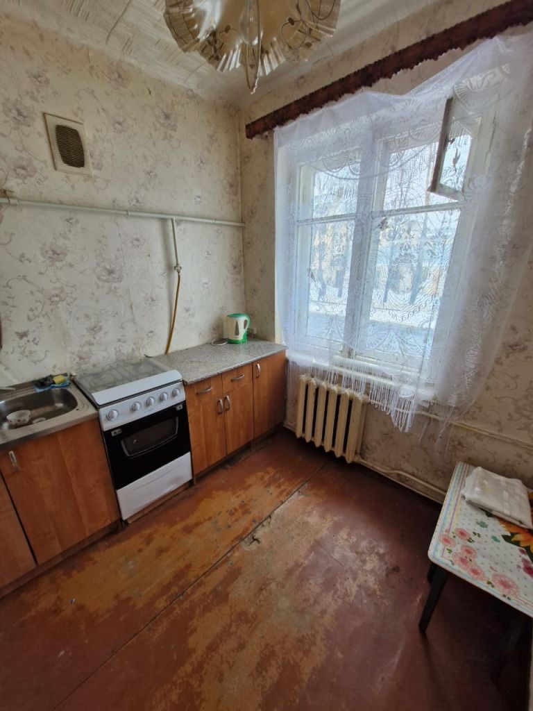 Продажа 2-комнатной квартиры, Вологда, Ловенецкого ул,  14