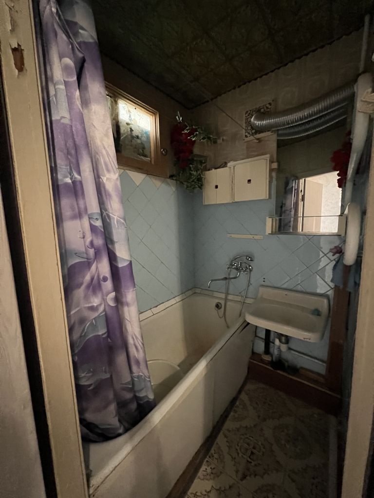 Продажа 2-комнатной квартиры, Ессентуки, Долина Роз ул,  10