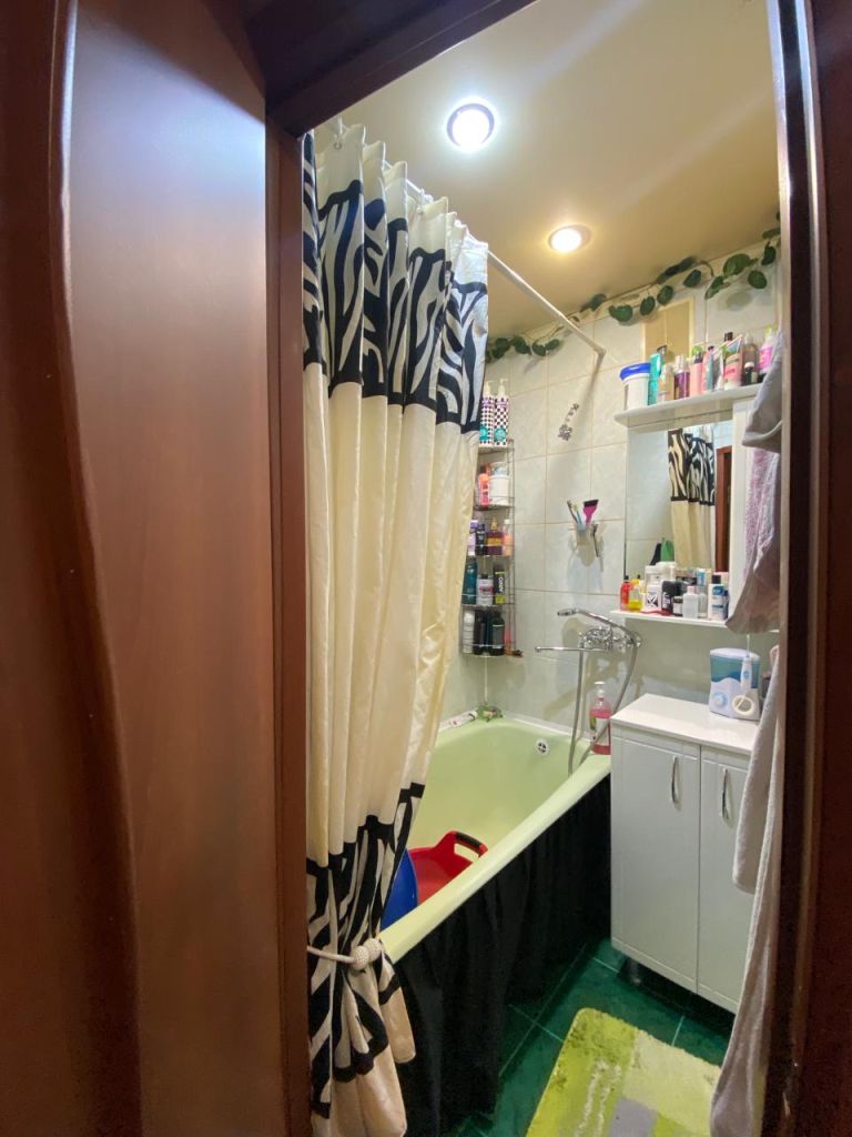 Продажа 3-комнатной квартиры, Ессентуки, Фридриха Энгельса ул,  32