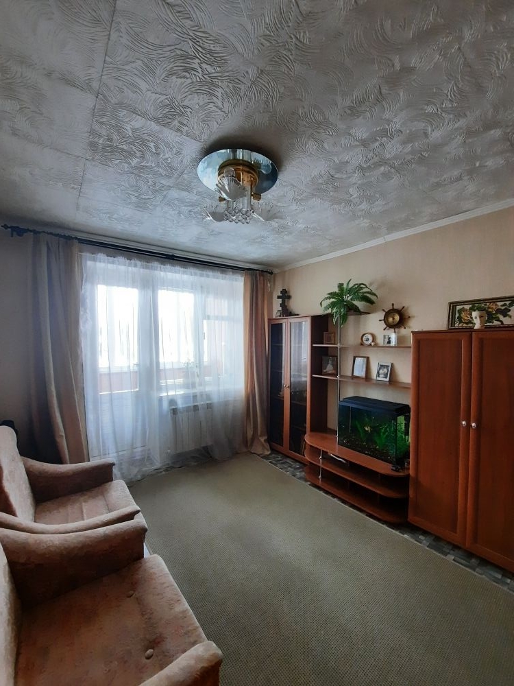 Продажа 1-комнатной квартиры, Иваново, Каравайковой ул,  140
