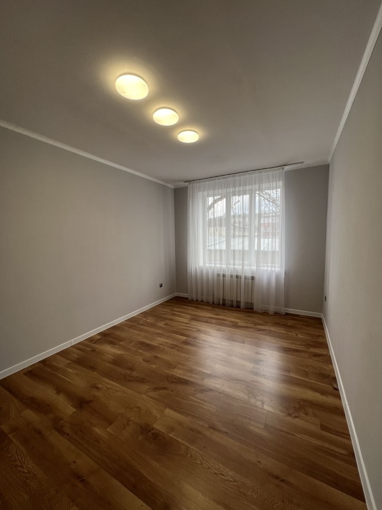 Продажа 1-комнатной квартиры, Ессентуки, Средняя ул,  2 г 