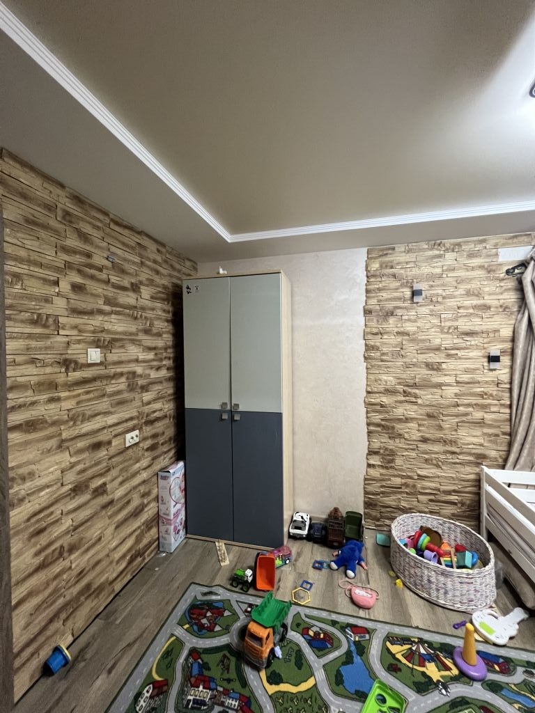 Продажа 3-комнатной квартиры, Ставропольский, Павлова ,  12