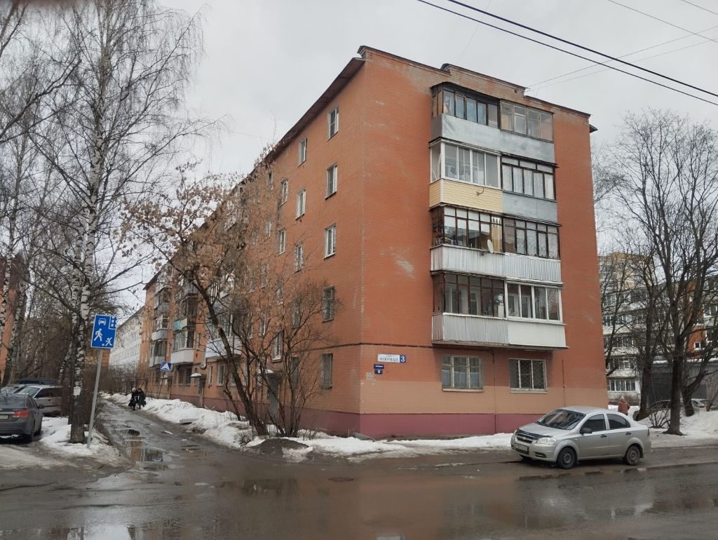 Продажа 2-комнатной квартиры, Тверь, Озерная ул,  3