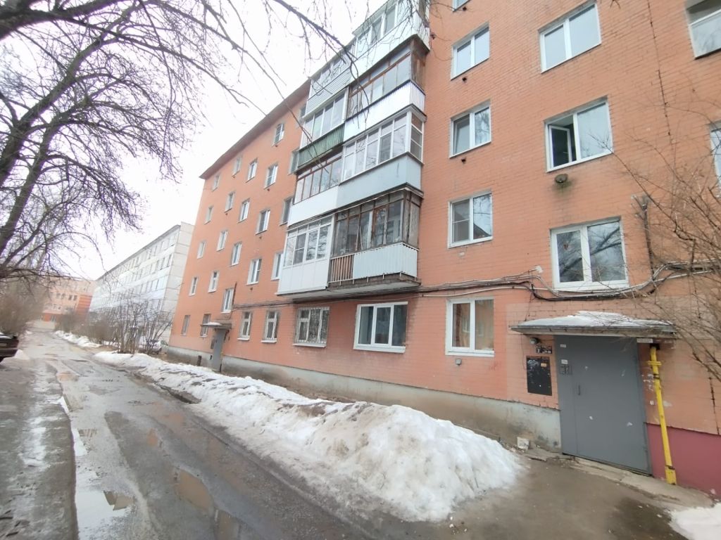 Продажа 2-комнатной квартиры, Тверь, Озерная ул,  3