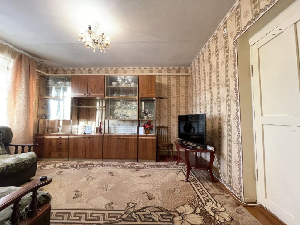 Продажа 2-комнатной квартиры, Глебовское, Центральная,  5