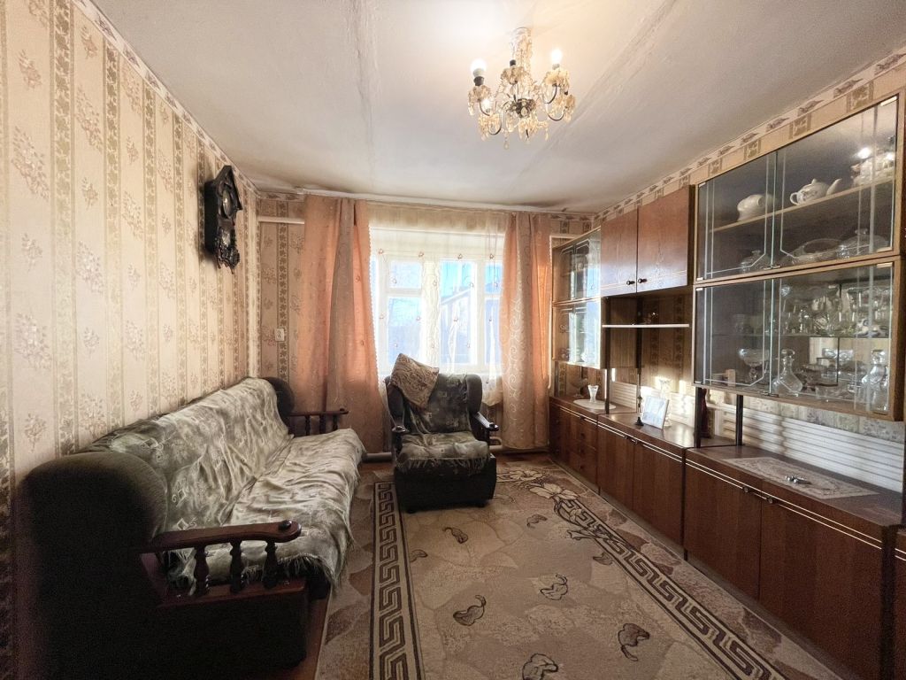 Продажа 2-комнатной квартиры, Глебовское, Центральная,  5