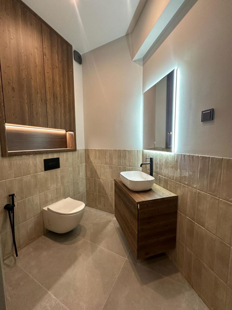 Продажа 2-комнатной квартиры, Пятигорск, Крайнего ул,  74